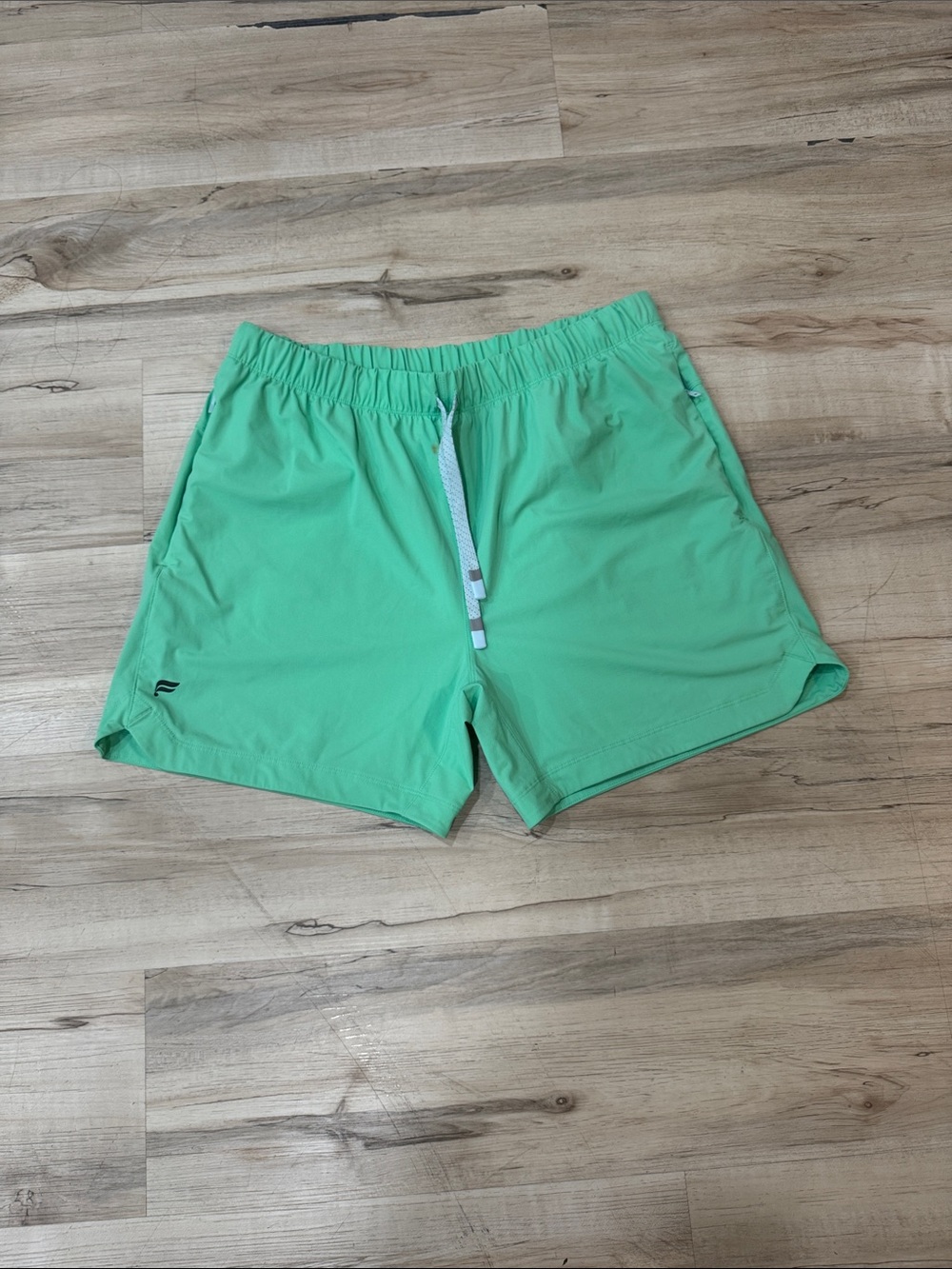Mens Fabletics 5 inch The One Short Unlined sz. L